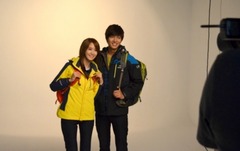Ảnh của Lộ ảnh hậu trường nhí nhảnh của Yoona (SNSD) và Lee Min Ho