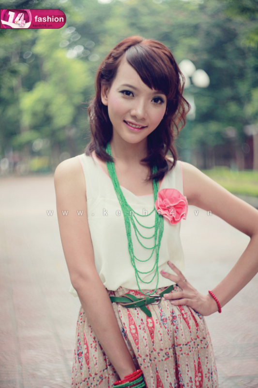 Ảnh của Make up hút hồn cho đôi mắt với tông rêu